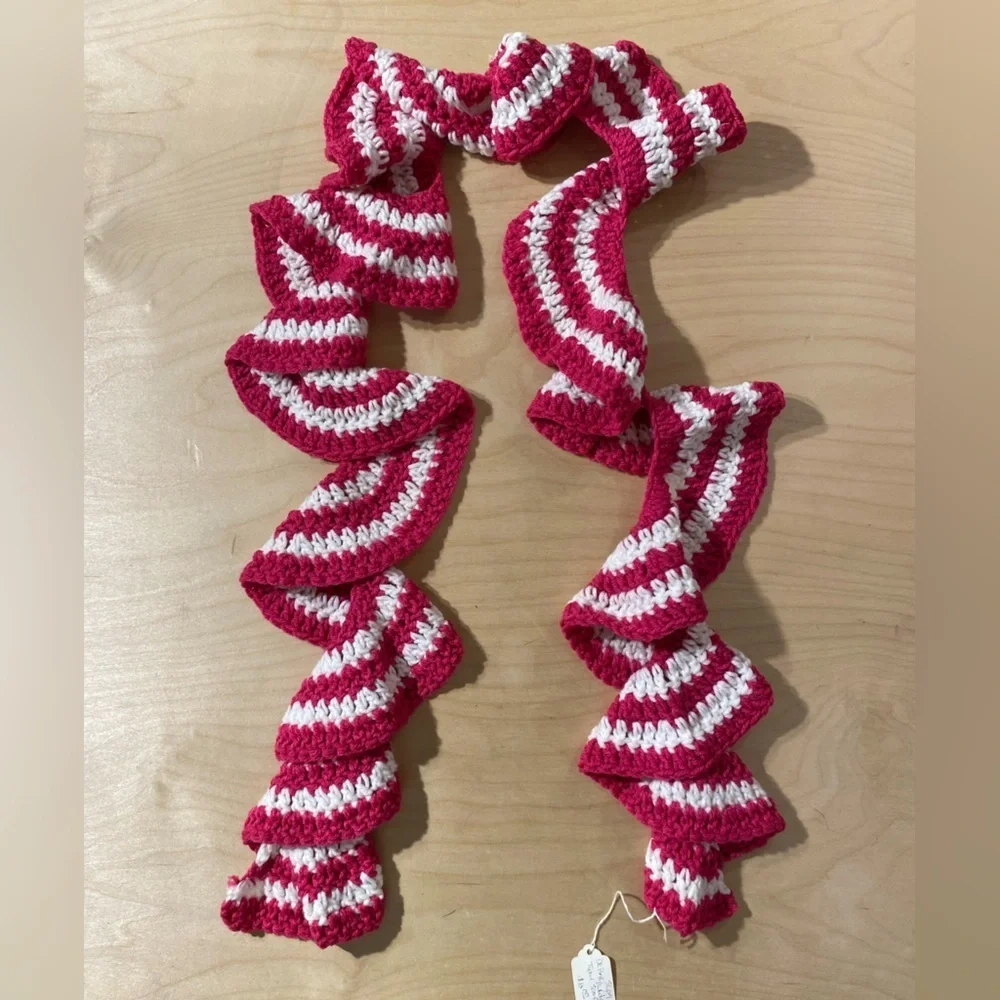 Pink and White Ruffled Knit Scarf (OS)